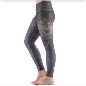 Teeki Run with wolves yoga pants